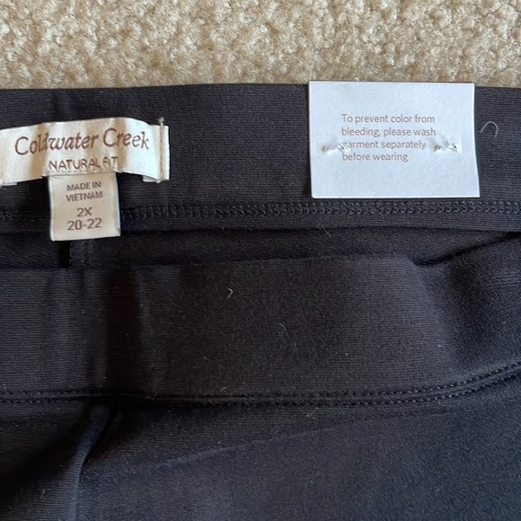 NWT super stretch structured legging with grey side stripe - Picture 5 of 9